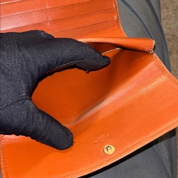 Louis Vuitton Orange Wallet - Picture 7 of 8